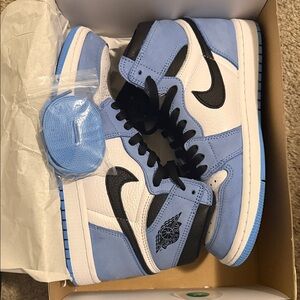 Nike Air Jordan 1 High OG - White/University Blue/Black